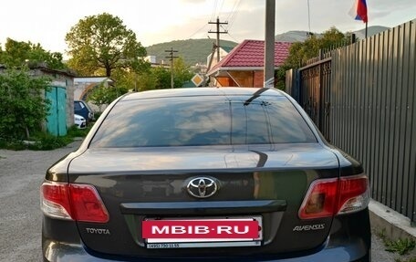 Toyota Avensis III рестайлинг, 2011 год, 1 499 999 рублей, 19 фотография