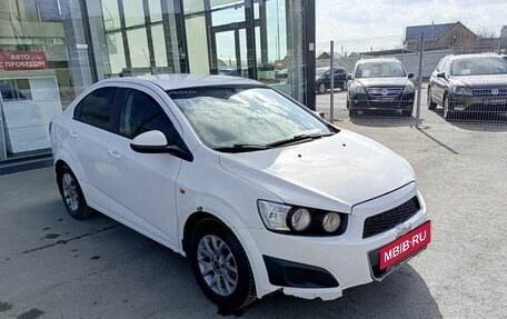 Chevrolet Aveo III, 2014 год, 585 600 рублей, 3 фотография