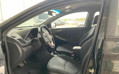 Hyundai Solaris II рестайлинг, 2015 год, 970 000 рублей, 16 фотография
