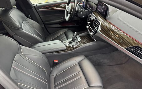 BMW 5 серия, 2019 год, 6 000 000 рублей, 7 фотография