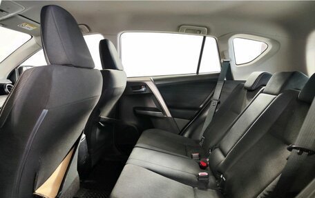 Toyota RAV4, 2016 год, 2 200 000 рублей, 12 фотография