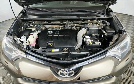 Toyota RAV4, 2016 год, 2 200 000 рублей, 9 фотография