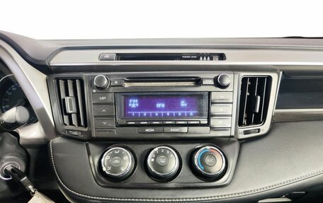 Toyota RAV4, 2016 год, 2 200 000 рублей, 15 фотография