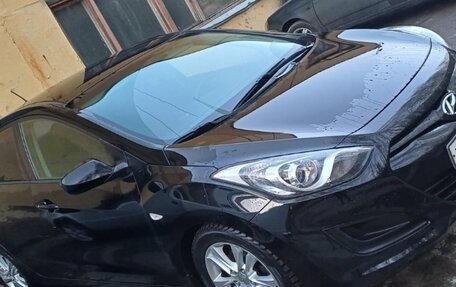 Hyundai i30 II рестайлинг, 2012 год, 1 000 000 рублей, 2 фотография