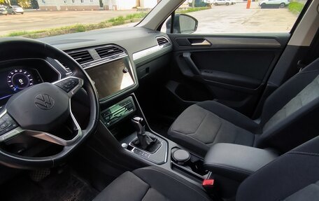 Volkswagen Tiguan II, 2021 год, 2 950 000 рублей, 6 фотография