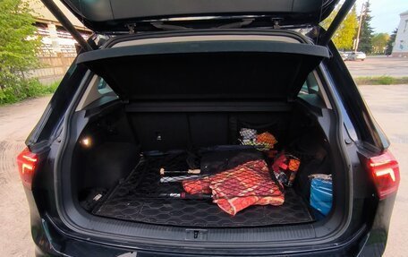 Volkswagen Tiguan II, 2021 год, 2 950 000 рублей, 14 фотография