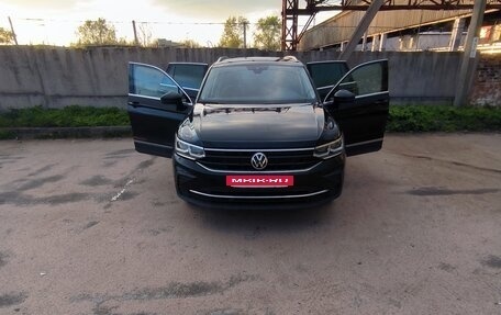 Volkswagen Tiguan II, 2021 год, 2 950 000 рублей, 5 фотография