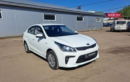KIA Rio IV, 2018 год, 1 250 000 рублей, 3 фотография