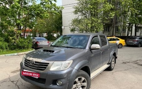 Toyota Hilux VII, 2012 год, 2 200 000 рублей, 3 фотография