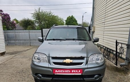 Chevrolet Niva I рестайлинг, 2013 год, 510 000 рублей, 2 фотография