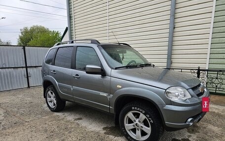 Chevrolet Niva I рестайлинг, 2013 год, 510 000 рублей, 3 фотография