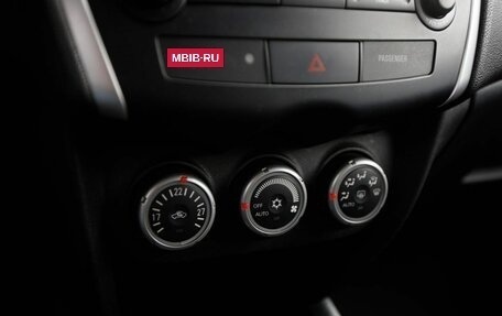 Mitsubishi ASX I рестайлинг, 2011 год, 1 040 000 рублей, 10 фотография