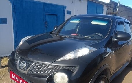 Nissan Juke II, 2013 год, 820 000 рублей, 1 фотография