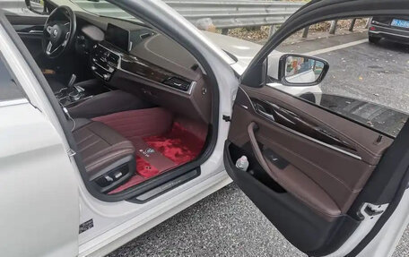 BMW 5 серия, 2020 год, 2 770 000 рублей, 11 фотография