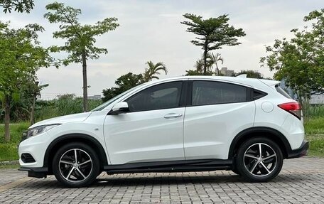 Honda Vezel, 2021 год, 1 300 443 рублей, 6 фотография
