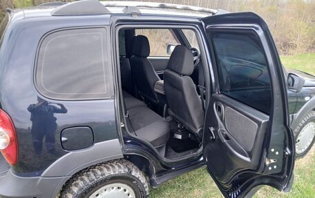 Chevrolet Niva I рестайлинг, 2012 год, 620 000 рублей, 6 фотография