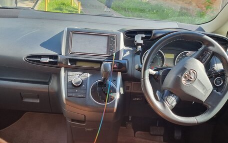 Toyota Wish II, 2009 год, 1 480 000 рублей, 2 фотография
