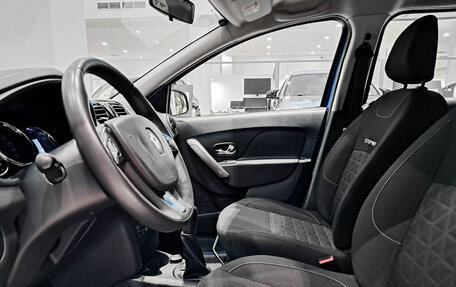 Renault Sandero II рестайлинг, 2017 год, 1 250 000 рублей, 16 фотография