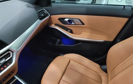 BMW 3 серия, 2021 год, 3 190 000 рублей, 9 фотография
