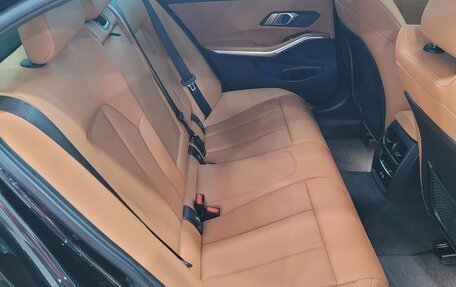 BMW 3 серия, 2021 год, 3 190 000 рублей, 10 фотография