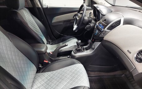 Chevrolet Cruze II, 2013 год, 830 000 рублей, 20 фотография