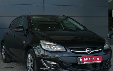 Opel Astra J, 2013 год, 925 000 рублей, 3 фотография