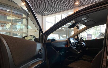 Toyota Sienta II, 2019 год, 1 850 000 рублей, 24 фотография