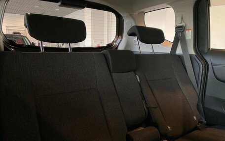 Toyota Sienta II, 2019 год, 1 850 000 рублей, 32 фотография