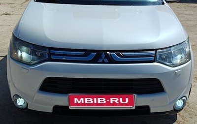 Mitsubishi Outlander III рестайлинг 3, 2012 год, 1 420 000 рублей, 1 фотография