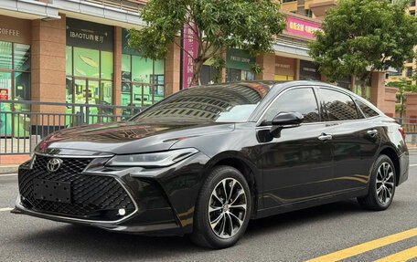 Toyota Avalon, 2022 год, 2 740 000 рублей, 1 фотография
