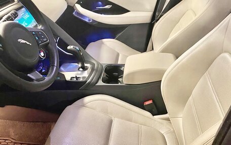 Jaguar E-Pace, 2019 год, 3 650 000 рублей, 5 фотография