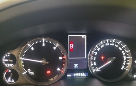 Toyota Land Cruiser 200, 2018 год, 6 590 000 рублей, 12 фотография