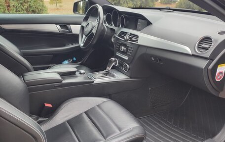 Mercedes-Benz C-Класс, 2011 год, 1 190 000 рублей, 8 фотография