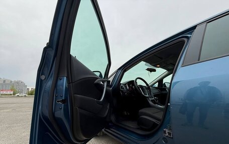 Opel Astra J, 2013 год, 1 070 000 рублей, 13 фотография