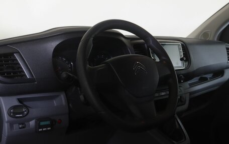 Citroen Jumpy III, 2017 год, 1 779 000 рублей, 15 фотография