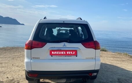 Mitsubishi Pajero Sport II рестайлинг, 2012 год, 1 850 000 рублей, 7 фотография
