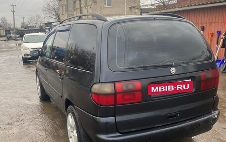 Volkswagen Sharan I рестайлинг, 1998 год, 270 000 рублей, 3 фотография