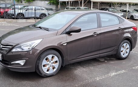 Hyundai Solaris II рестайлинг, 2014 год, 1 000 000 рублей, 4 фотография