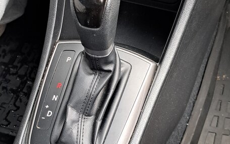 Hyundai Solaris II рестайлинг, 2014 год, 1 000 000 рублей, 15 фотография