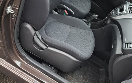 Hyundai Solaris II рестайлинг, 2014 год, 1 000 000 рублей, 10 фотография