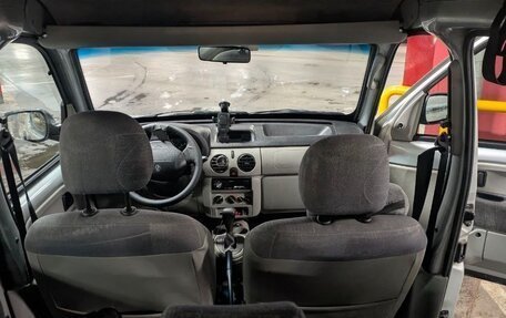 Renault Kangoo II рестайлинг, 2005 год, 337 000 рублей, 9 фотография