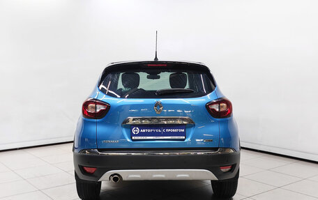 Renault Kaptur I рестайлинг, 2017 год, 1 098 000 рублей, 4 фотография