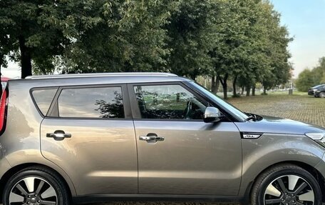 KIA Soul II рестайлинг, 2017 год, 1 800 000 рублей, 3 фотография