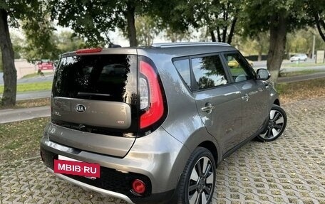 KIA Soul II рестайлинг, 2017 год, 1 800 000 рублей, 2 фотография