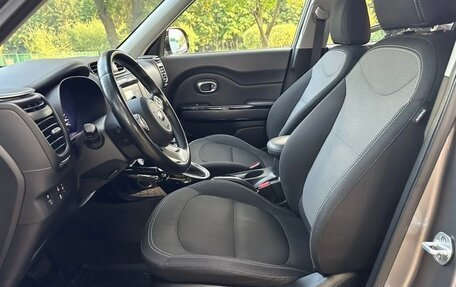 KIA Soul II рестайлинг, 2017 год, 1 800 000 рублей, 13 фотография