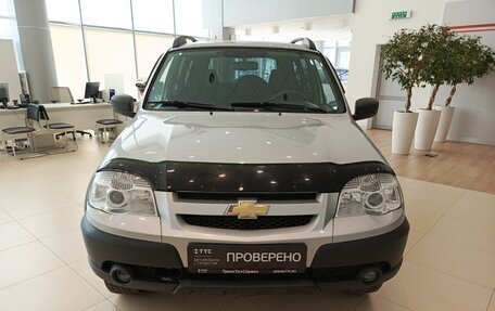 Chevrolet Niva I рестайлинг, 2015 год, 471 000 рублей, 2 фотография
