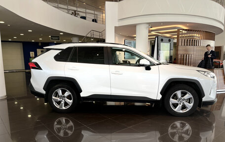 Toyota RAV4, 2021 год, 3 412 500 рублей, 4 фотография