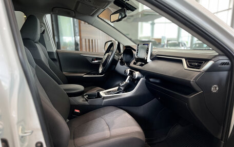 Toyota RAV4, 2021 год, 3 412 500 рублей, 11 фотография
