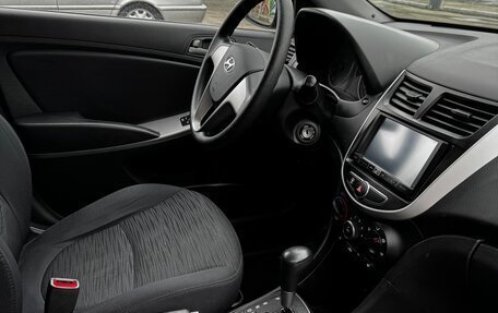 Hyundai Solaris II рестайлинг, 2015 год, 1 180 000 рублей, 13 фотография