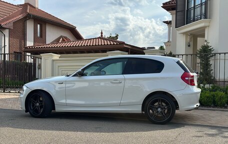 BMW 1 серия, 2011 год, 999 999 рублей, 5 фотография